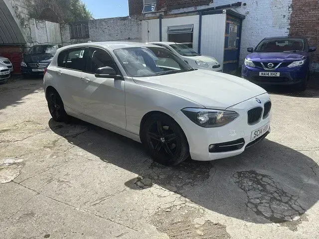 Used BMW 116 Sport Line 136 HP (100 kW) 2014 White Hatchback