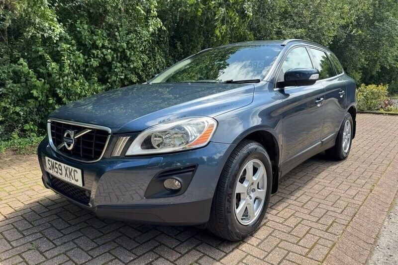 Blue Used 2010 Volvo XC60 SE SUV | £4,995 (Good price) - Image 1/1