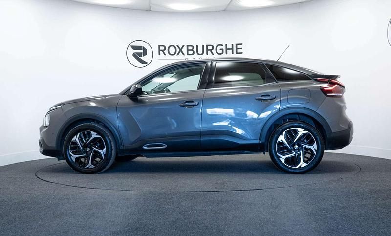 Usado Citroën C4 PureTech 2022 Cinzento SUV