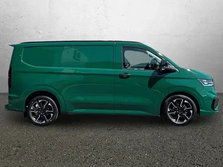 New VW T7 Sportline 170 HP (125 kW) 2026 Green Van