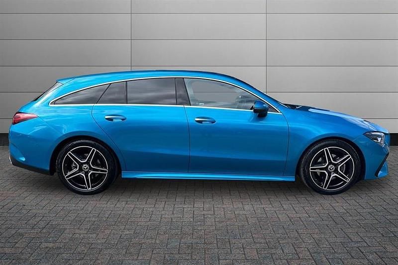 Used Mercedes CLA180 Executive 136 HP (100 kW) 2025 Hyper blue Sedan