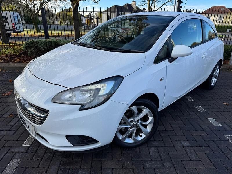 White Used 2015 Vauxhall Corsa Excite Hatchback | £4,750 (Fair price) - Image 1/4