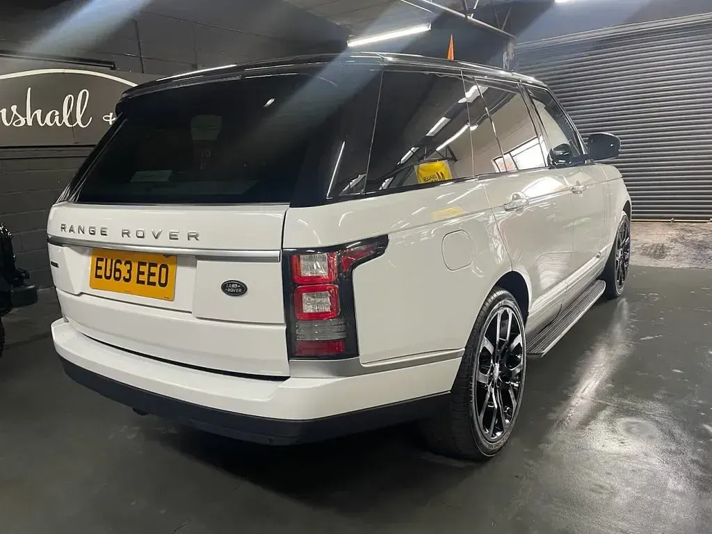 Used Land Rover Range Rover Autobiography 339 HP (249 kW) 2013 White SUV