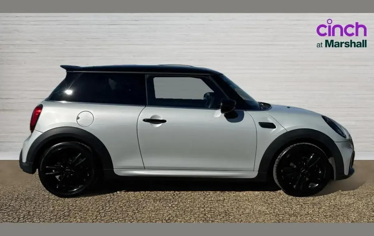 Used Mini Cooper Sport 134 HP (98 kW) 2021 Silver Hatchback