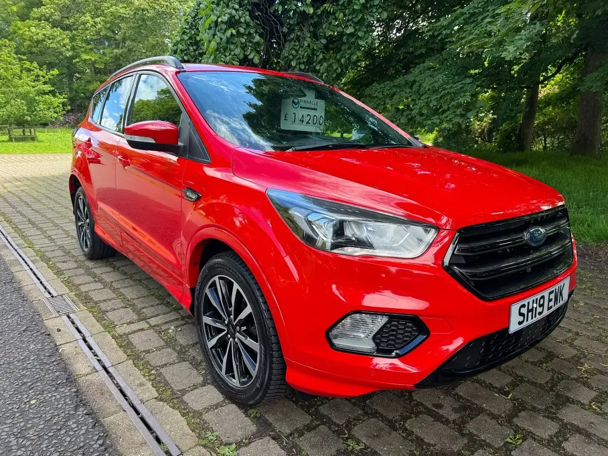 Used Ford Kuga ST-Line 120 HP (88 kW) 2019 Red SUV