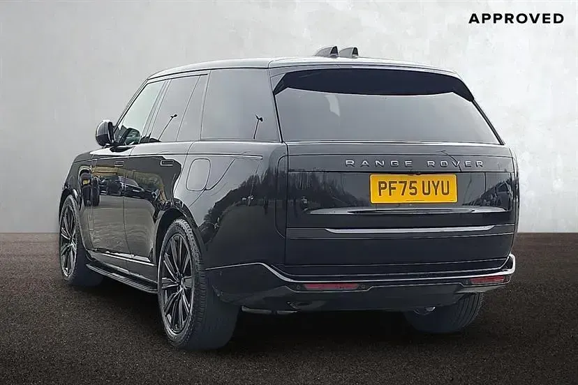 Używany Land Rover Range Rover 460 KM (338 kW) 2026 Czarny SUV