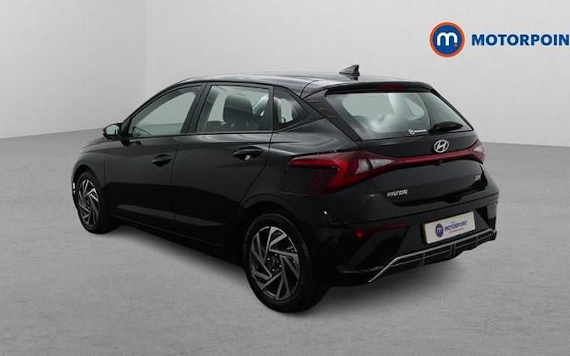 Used Hyundai i20 Advanced 101 HP (74 kW) 2024 Hatchback