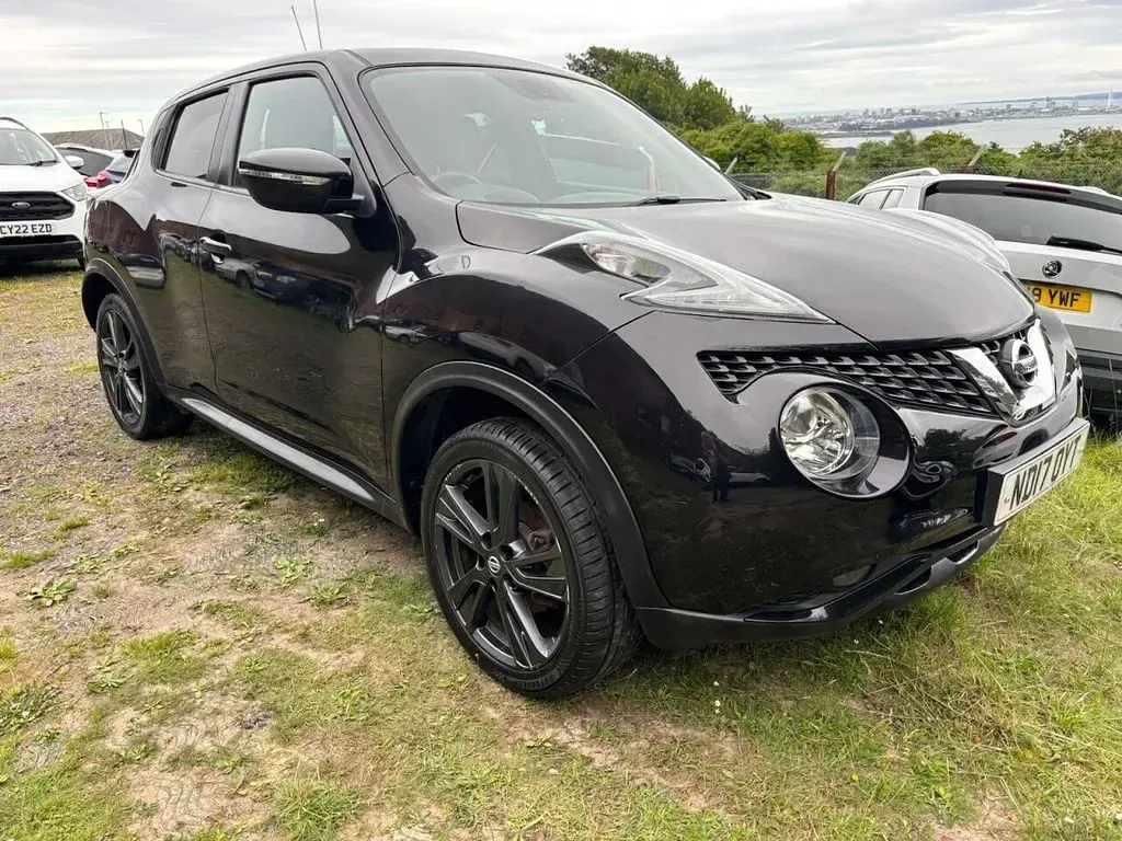 Used Nissan Juke N-Connecta 115 HP (84 kW) 2017 Black SUV