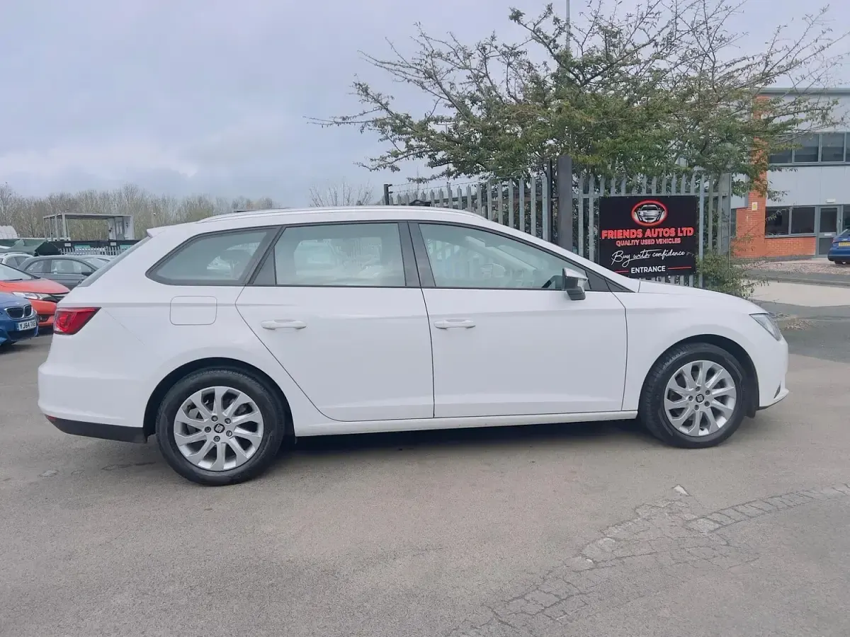 Used Seat Leon Business 2015 White Estate