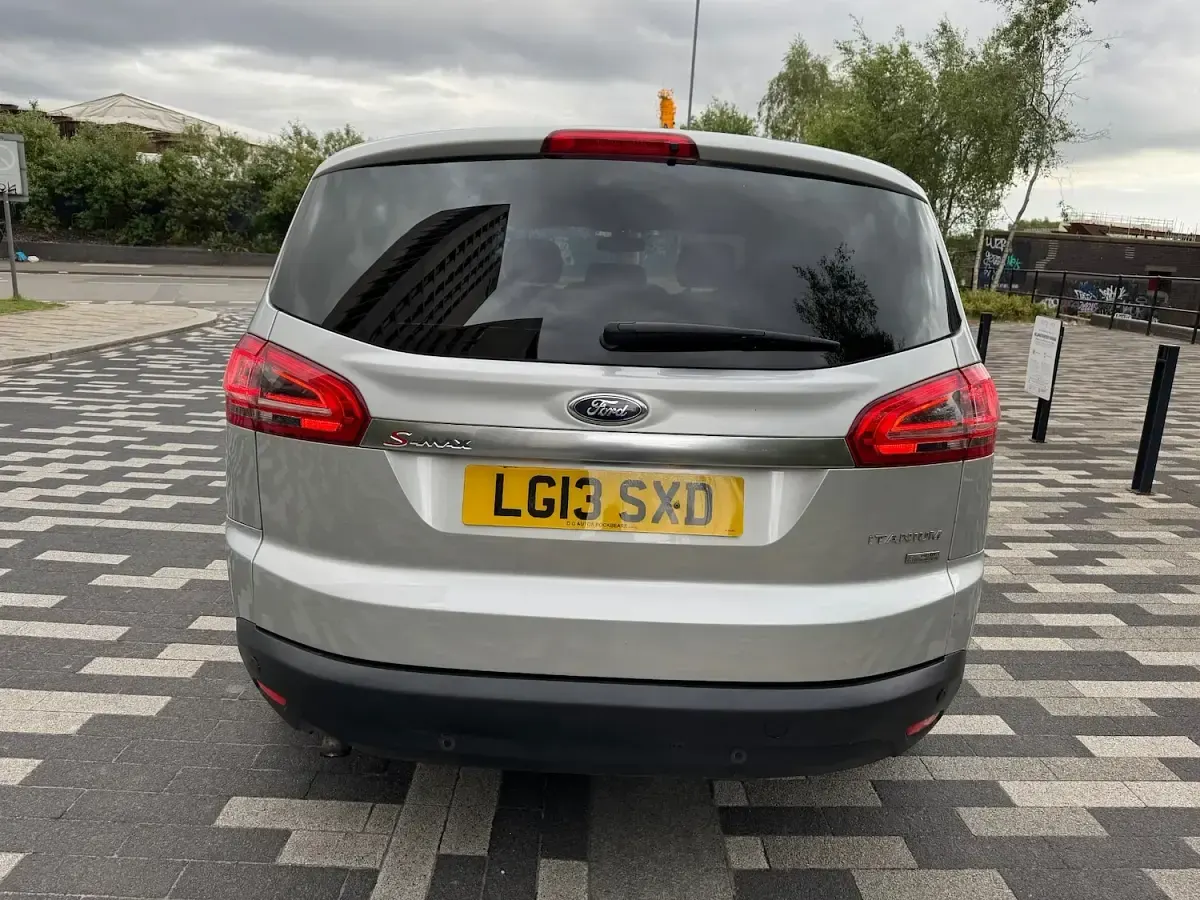 Used Ford S-MAX Titanium 115 HP (84 kW) 2013 Silver MPV