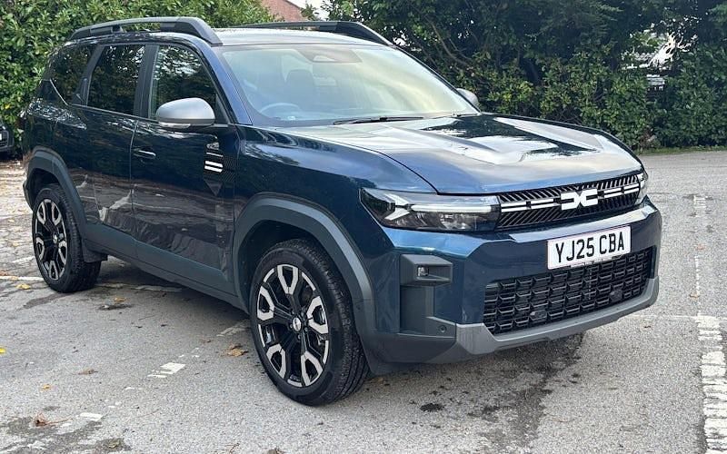 New 2025 Dacia Bigster Journey SUV | £28,990 (Fair price) - Image 1/4