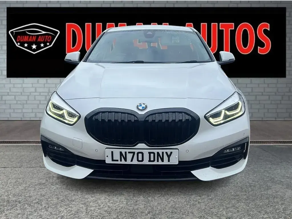 Used BMW 116 Comfort Edition 116 HP (85 kW) 2020 White Hatchback