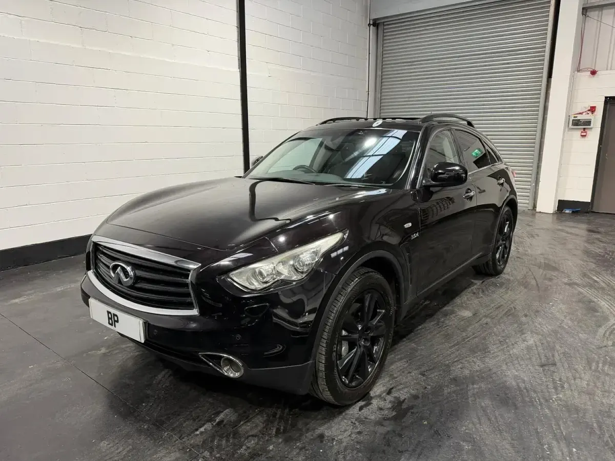 Used Infiniti QX70 238 HP (175 kW) 2014 Black SUV