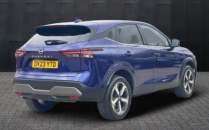 Used 2022 Nissan Qashqai N-Connecta SUV | £19,499 (A bit pricey) - Image 1/2