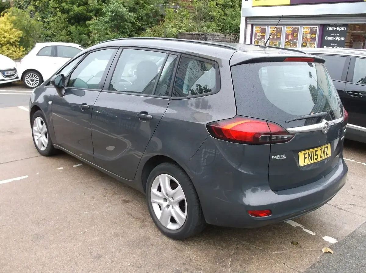Used Vauxhall Zafira 140 HP (102 kW) 2015 Grey MPV
