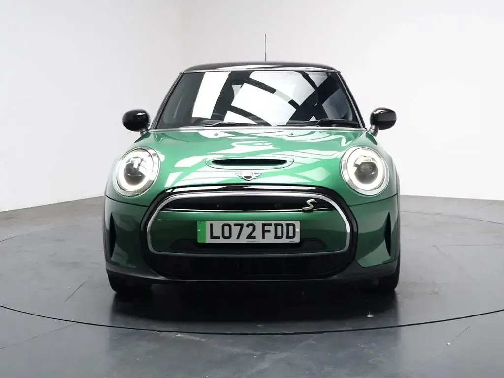 Used Mini Cooper SE Hatch 135 kW (184 HP) 2022 Green Hatchback