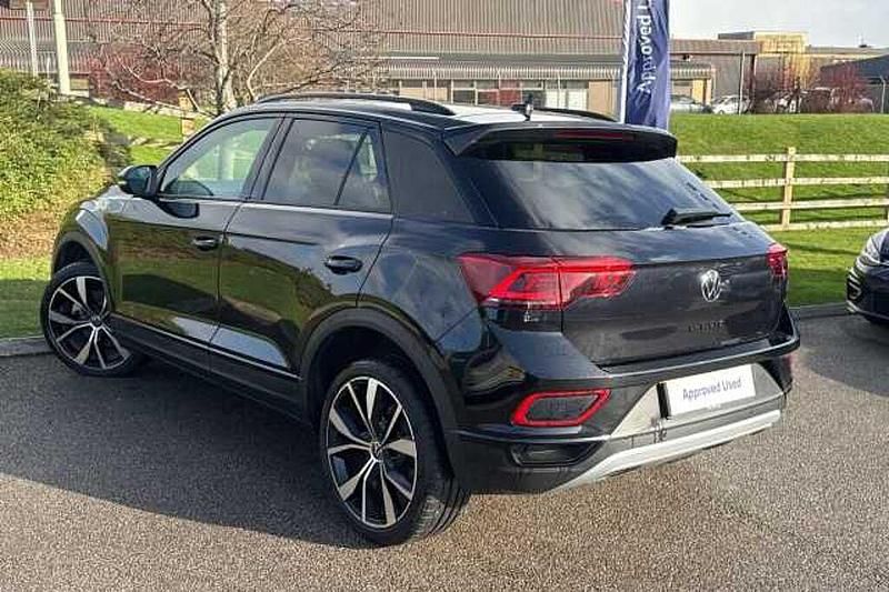 Used VW T-Roc Design 150 HP (110 kW) 2025 Black SUV