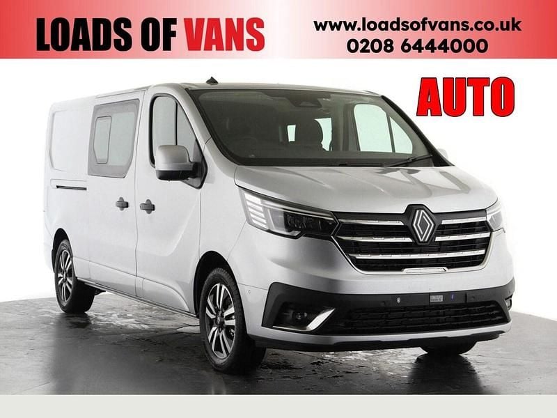New Renault Trafic 170 HP (125 kW) 2025 Grey MPV