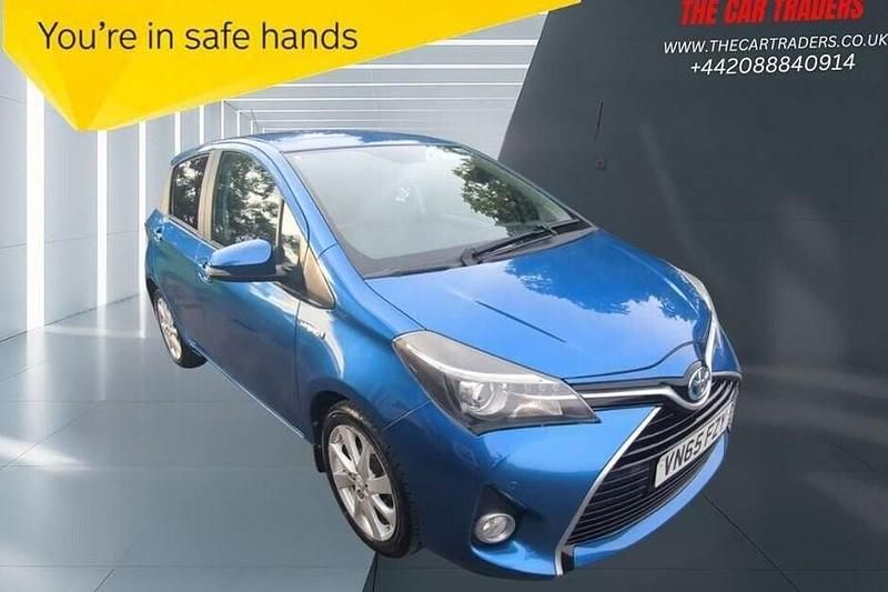 Blue Used 2015 Toyota Yaris Hybrid Sport Hatchback | £9,188 (A bit pricey) - Image 1/1