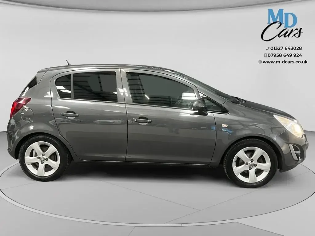 Used Vauxhall Corsa 84 HP (61 kW) 2011 Grey Hatchback