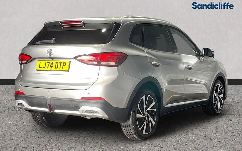 Used MG ZS Trophy 196 HP (144 kW) 2024 Metallic  monument silver SUV