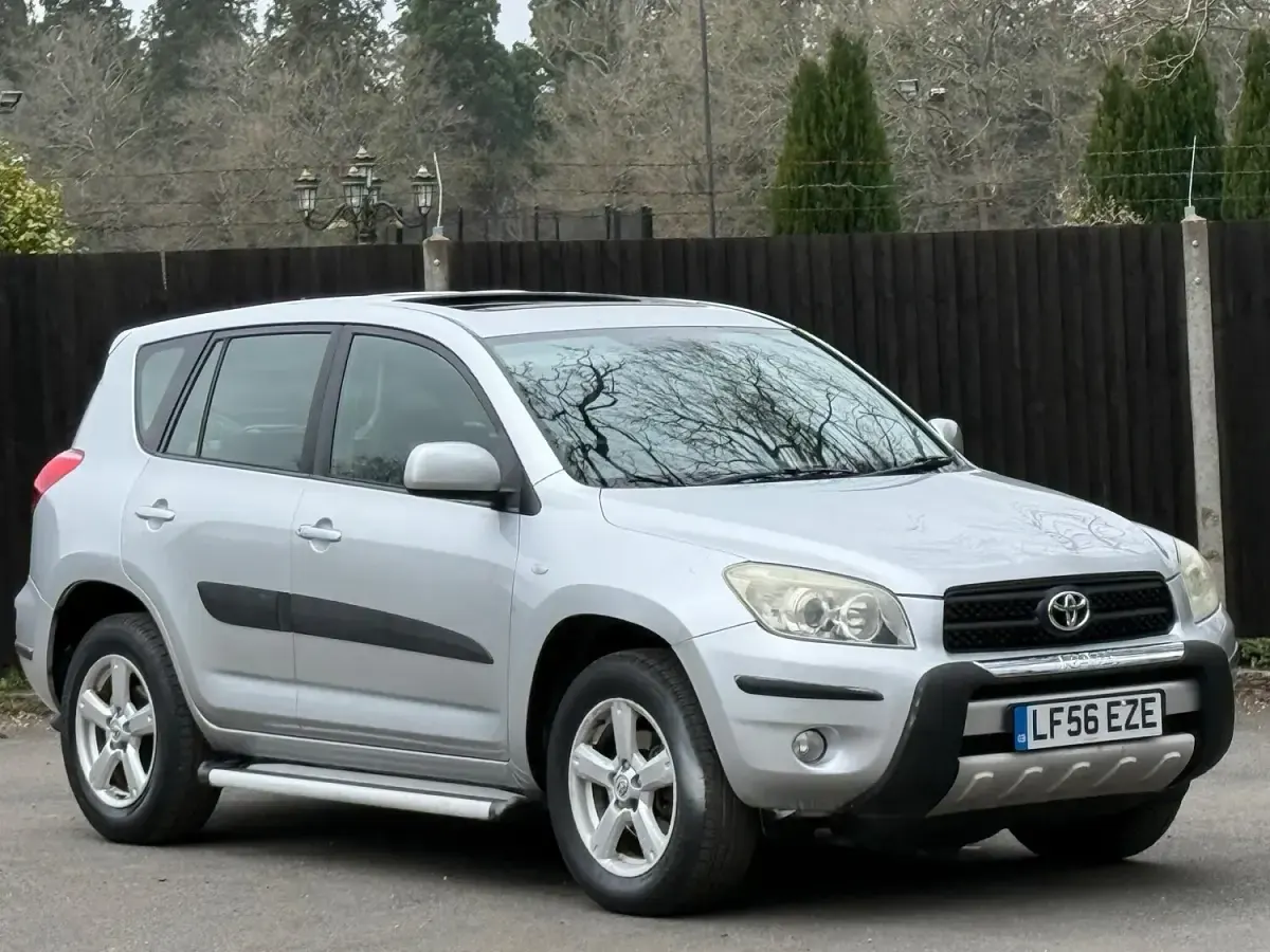 Used Toyota RAV4 2006 Silver SUV