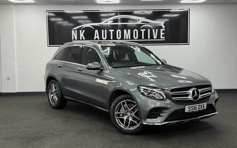 Used 2018 Mercedes GLC220 AMG line Estate | £19,490 (Fair price) - Image 1/4