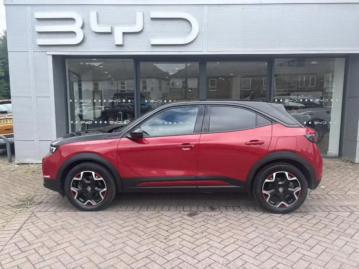 Used Vauxhall Mokka SRi 98 kW (134 HP) 2021 Red SUV