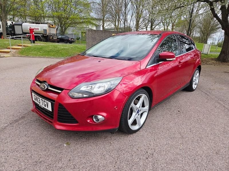 Used Ford Focus Titanium 2013 Red Hatchback
