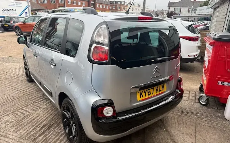 Used Citroën C3 Platinum 99 HP (72 kW) 2016 MPV