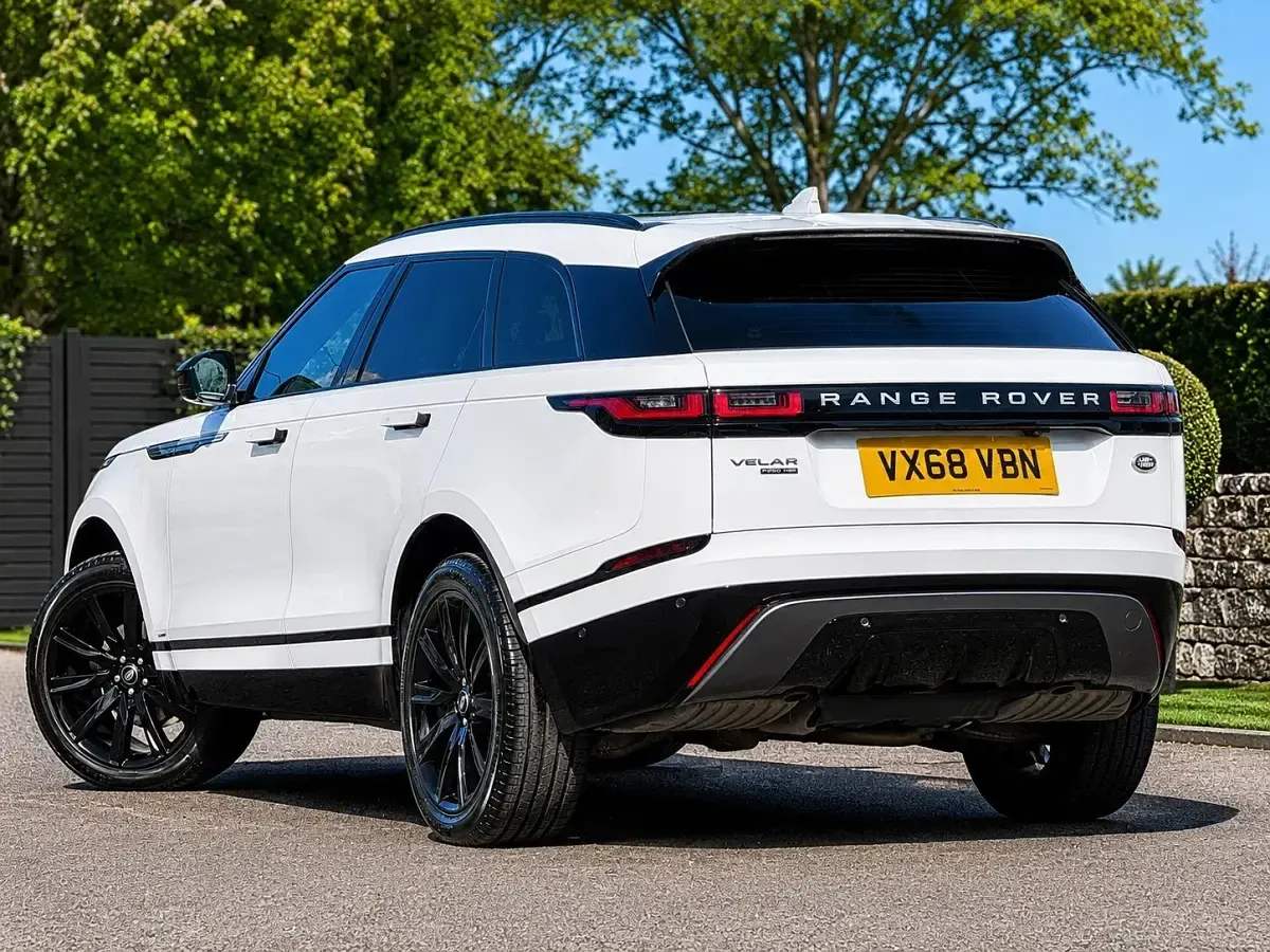 Used Land Rover Range Rover Velar HSE Dynamic 250 HP (183 kW) 2018 White SUV
