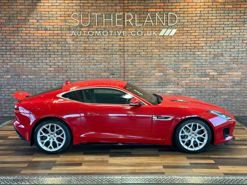 Used Jaguar F-Type R-Dynamic 2019 Red Coupe