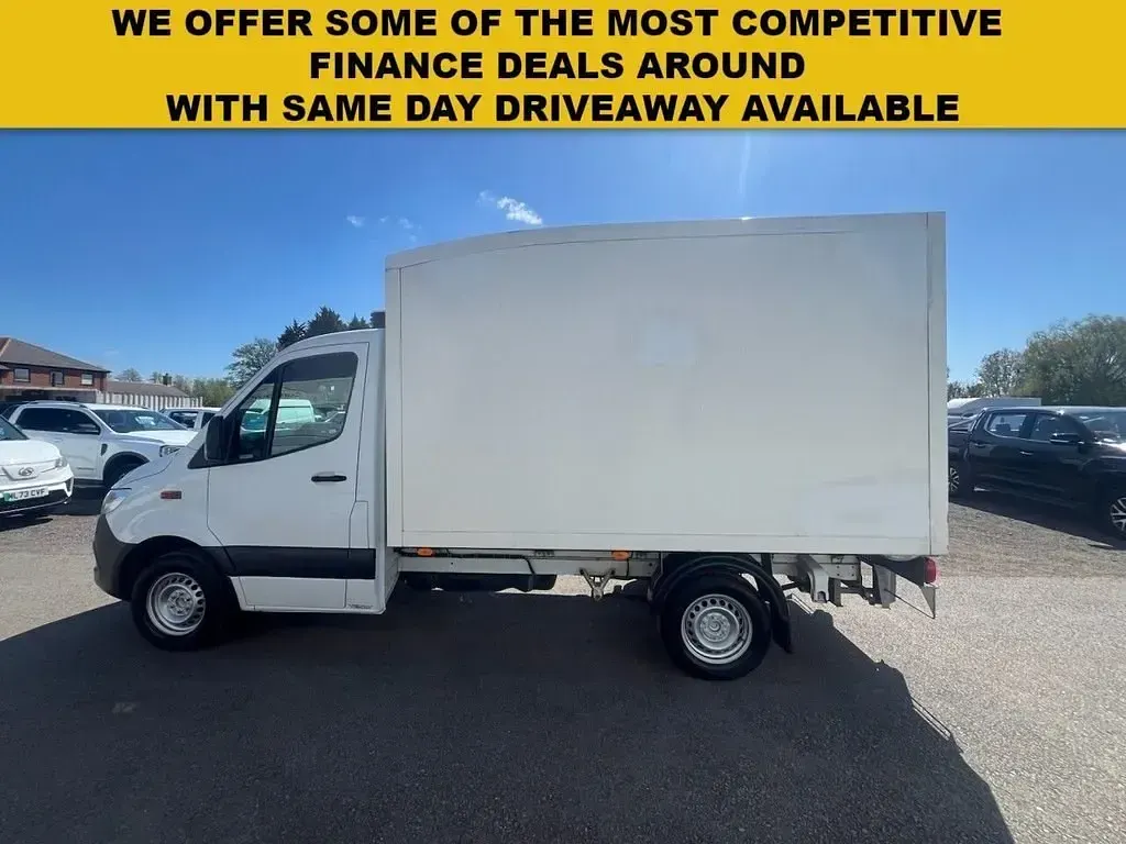Begagnad Mercedes Sprinter Progressive 150 HK (110 kW) 2020 Vit Van