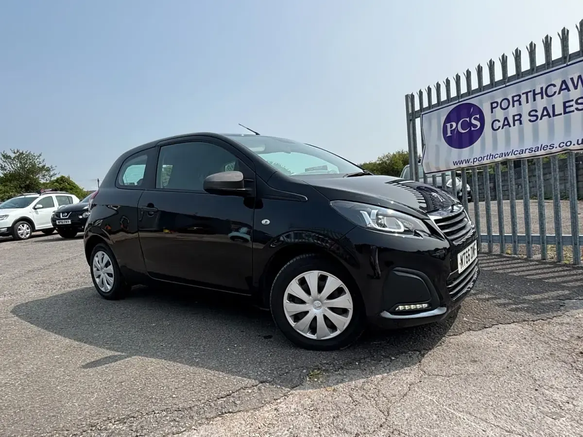 Used Peugeot 108 Access 68 HP (50 kW) 2016 Black Hatchback