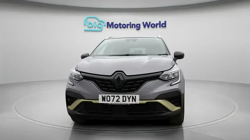 Usado Renault Captur Engineered 145 HP (106 kW) 2023 Cinzento SUV
