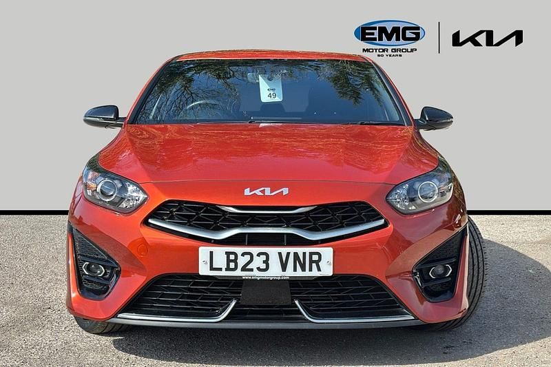 Used Kia Ceed GT GT-Line 158 HP (116 kW) 2023 Orange Hatchback