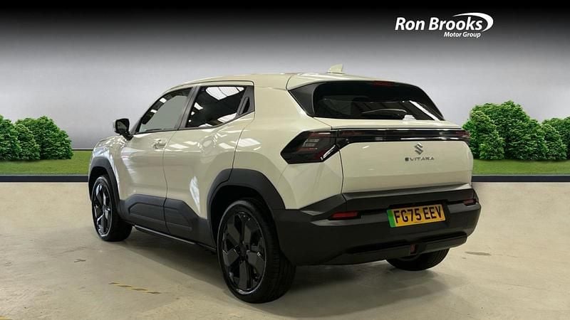 Used Suzuki Vitara 127 kW (174 HP) 2025 White SUV