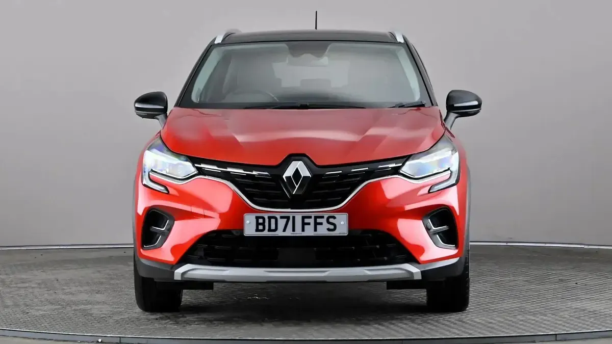 Usado Renault Captur Version S 140 HP (102 kW) 2021 Vermelho SUV