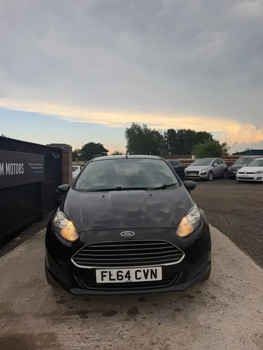Used Ford Fiesta Style 75 HP (55 kW) 2014 Black Hatchback