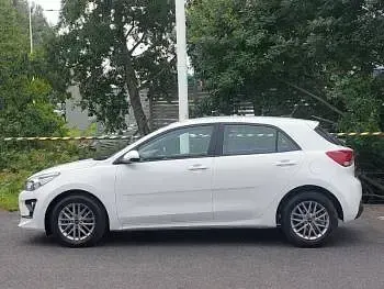Used Kia Rio 83 HP (61 kW) 2023 White Hatchback