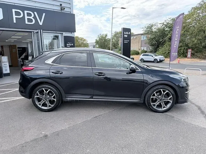 Used Kia XCeed 2022 Black SUV