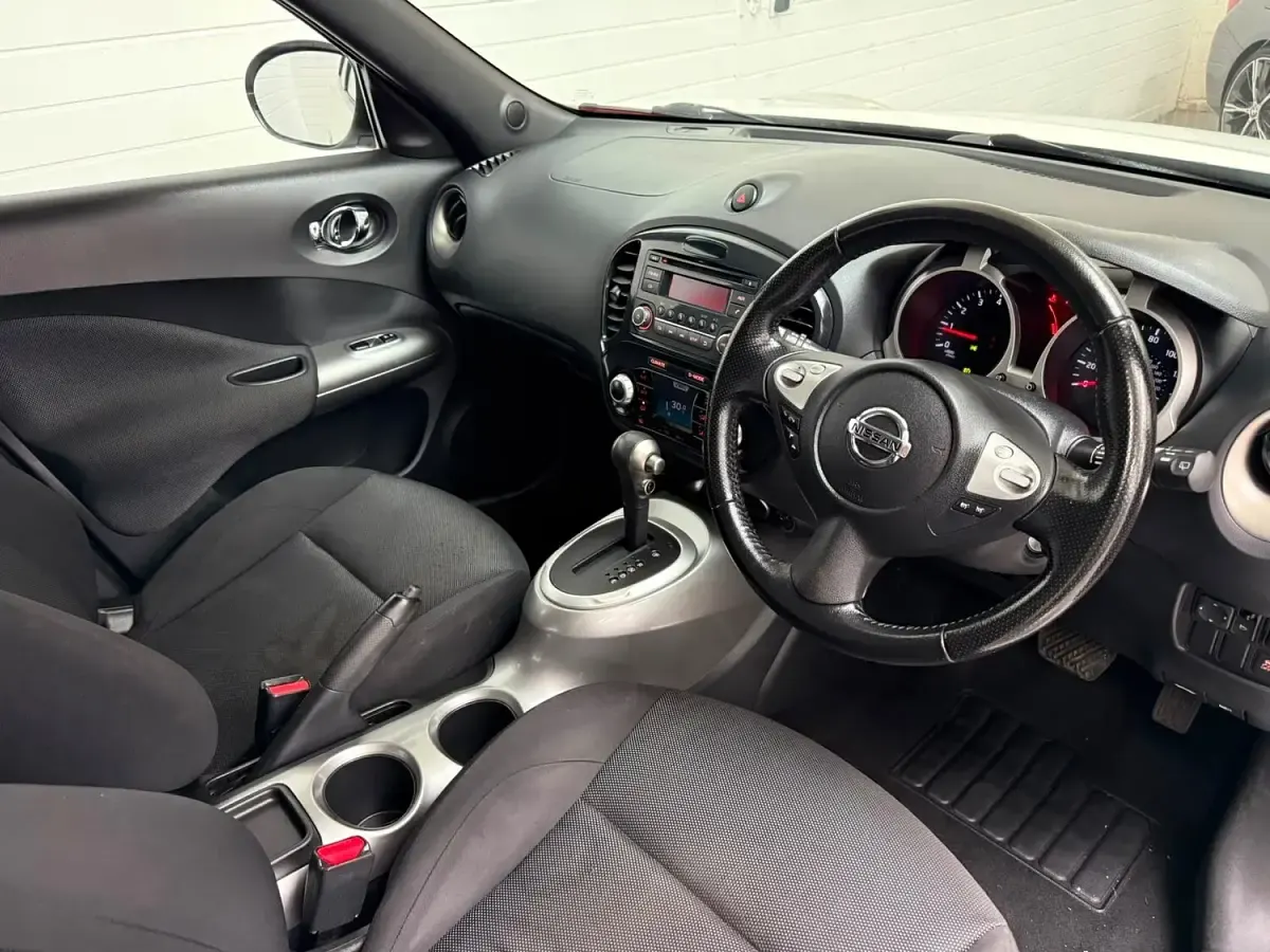 Used Nissan Juke Acenta 190 HP (139 kW) 2012 White SUV