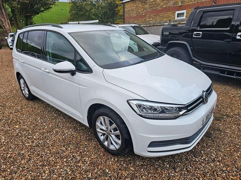 White Used 2025 VW Touran SEL MPV | £11,995 - Image 1/4