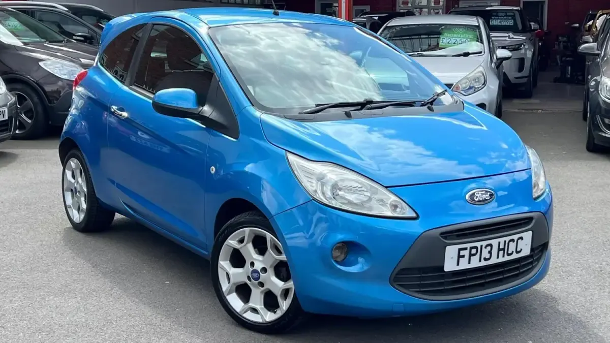 Używany Ford Ka Titanium 69 KM (50 kW) 2013 Niebieski Hatchback