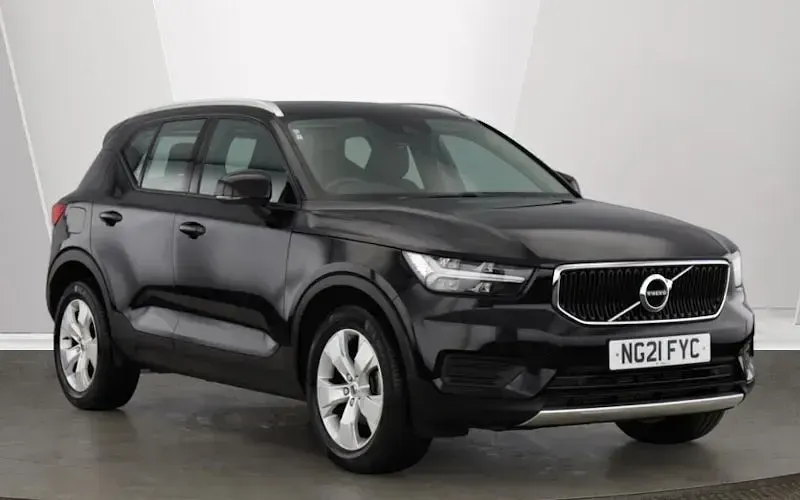 Used Volvo XC40 Momentum 163 HP (119 kW) 2021 SUV