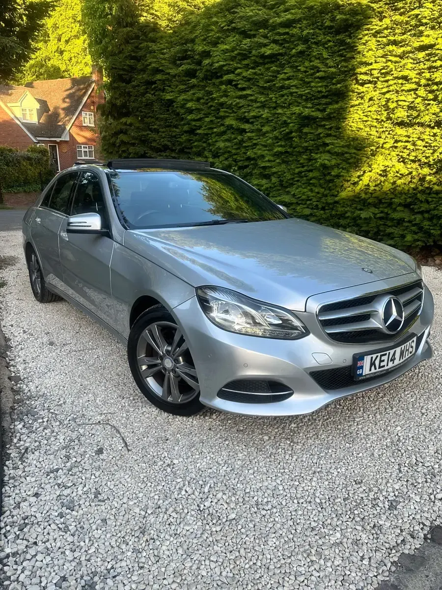 Usado Mercedes E250 SE 204 HP (150 kW) 2014 Prateado Sedan