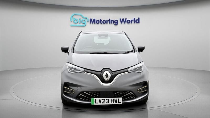 Used Renault Zoe Techno 100 kW (136 HP) 2023 Grey Hatchback