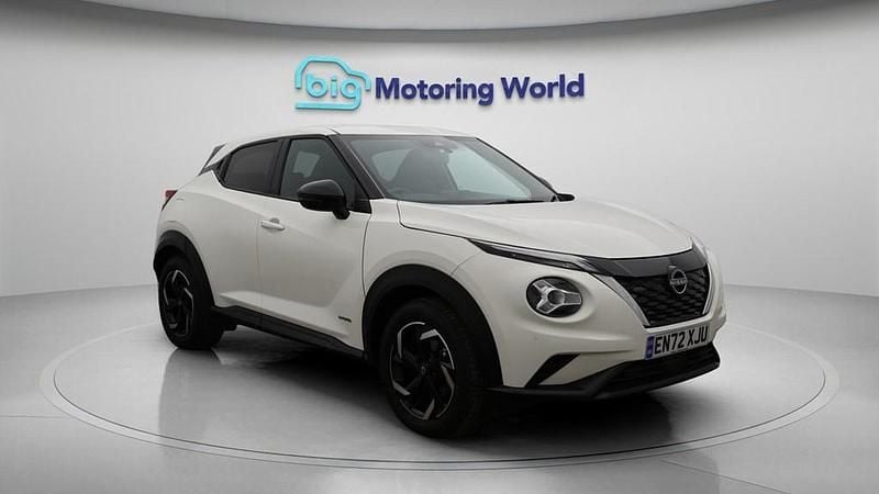 Used Nissan Juke N-Connecta 143 HP (105 kW) 2023 White SUV