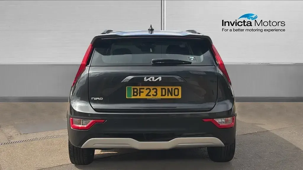 Used Kia Niro 150 kW (204 HP) 2023 Grey SUV