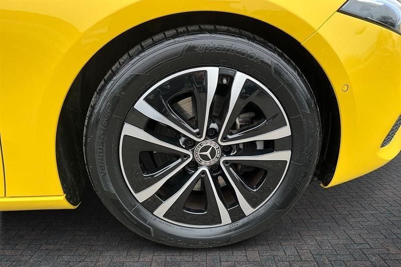 Used Mercedes A200 Executive 163 HP (119 kW) 2023 Sun yellow Hatchback
